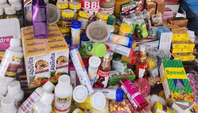 L’ARP et les FDS démantèlent des réseaux de trafic : Plus de 438 kg de faux médicaments saisis, pour une valeur de 503 millions FCfa L’ARP et les FDS démantèlent des réseaux de trafic : Plus de 438 kg de faux médicaments saisis, pour une valeur de 503 millions FCfa