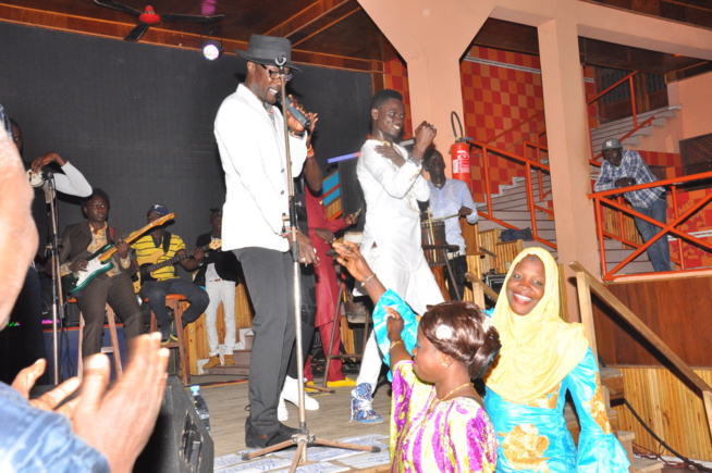 ANNIVERSAIRE: Sidy Samb le golden boy de la musique chauffe le Ravin. ANNIVERSAIRE: Sidy Samb le golden boy de la musique chauffe le Ravin.