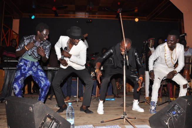 ANNIVERSAIRE: Sidy Samb le golden boy de la musique chauffe le Ravin. ANNIVERSAIRE: Sidy Samb le golden boy de la musique chauffe le Ravin.