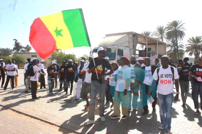 Campagne référendaire – Le Front Ñaani Bañn à Colobane, Hlm, Castors Front de terre, Khar Yalla et Grand Yoff Campagne référendaire – Le Front Ñaani Bañn à Colobane, Hlm, Castors Front de terre, Khar Yalla et Grand Yoff