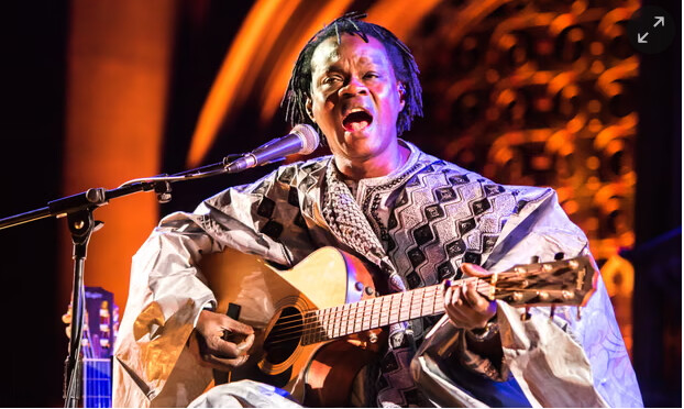 Anniversaire du Daande Leñol: Baba Maal, 40 ans au service de la culture pular Anniversaire du Daande Leñol: Baba Maal, 40 ans au service de la culture pular