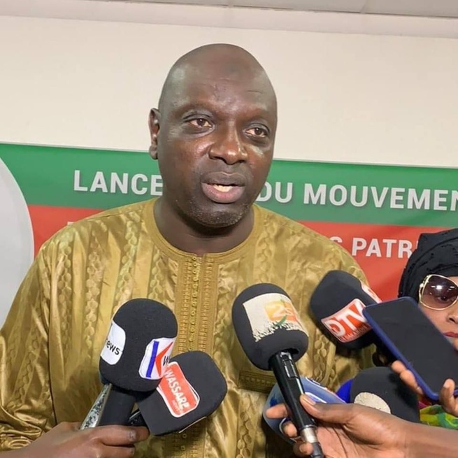 Pastef l’escroquerie du siècle. Par Cheikh Ahmed Tidiane Sall SG FRDS Paris Pastef l’escroquerie du siècle. Par Cheikh Ahmed Tidiane Sall SG FRDS Paris