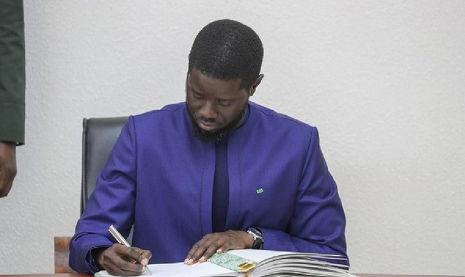 Dernier Conseil des ministres : Polémique autour de certaines nominations déjà pourvues depuis 4 à 5 ans Dernier Conseil des ministres : Polémique autour de certaines nominations déjà pourvues depuis 4 à 5 ans