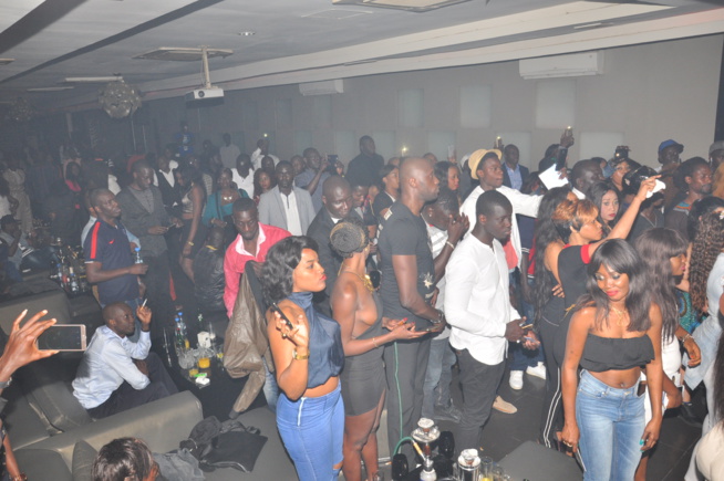 Quand Pape Diouf et Baye Babou se rencontrent, le Baramundi explose de joie. Regardez les images.