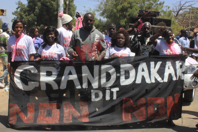 En images: Campagne de sensibilisation du Front NON à Grand Dakar. En images: Campagne de sensibilisation du Front NON à Grand Dakar.