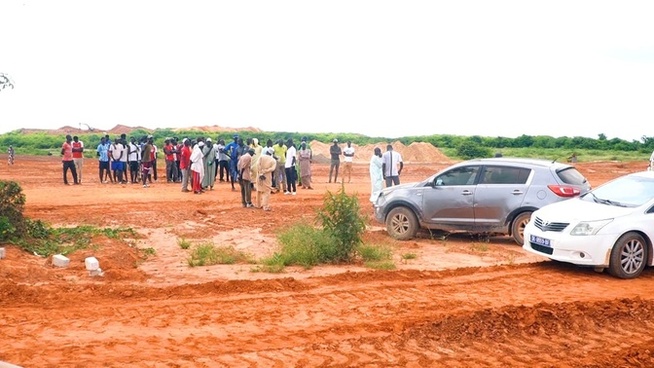 Sébikotane : Le collectif des villages conteste l’attribution de 115 hectares à Holding Guèye SA Sébikotane : Le collectif des villages conteste l’attribution de 115 hectares à Holding Guèye SA