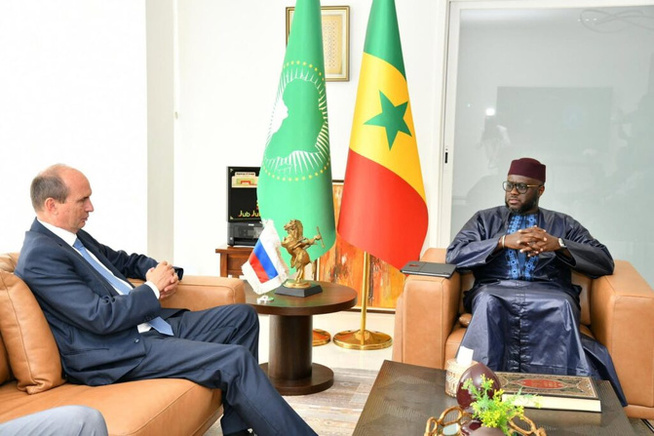 El Malick Ndiaye et Dmitry Kourakov renforcent la coopération parlementaire : Le Sénégal et la Russie veulent créer un groupe d’amitié El Malick Ndiaye et Dmitry Kourakov renforcent la coopération parlementaire : Le Sénégal et la Russie veulent créer un groupe d’amitié