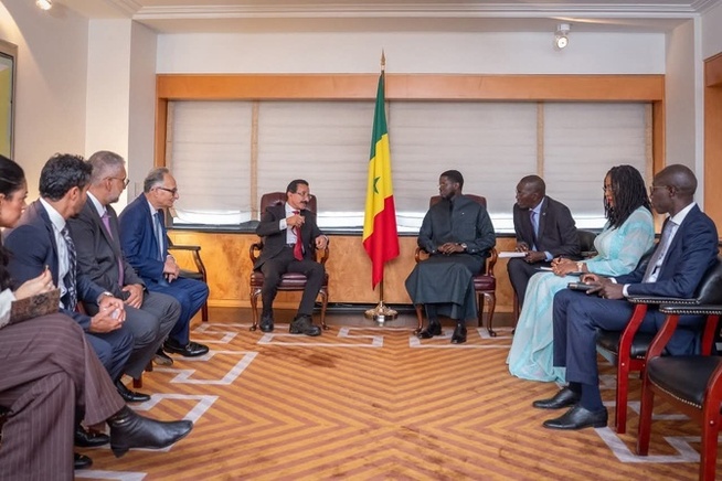 Le président de la République a accordé une audience à M. Sultan bin Sulayem, Pdg de Dubaï Port World Le président de la République a accordé une audience à M. Sultan bin Sulayem, Pdg de Dubaï Port World