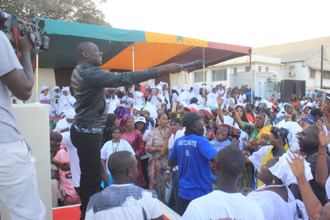 Référendum 2016 : Les transitaires votent et disent "Oui" Référendum 2016 : Les transitaires votent et disent "Oui"