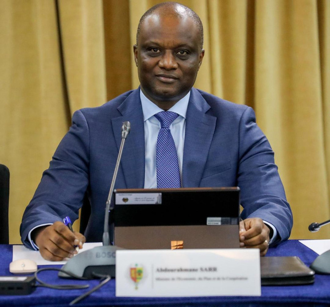 Dette et transparence budgétaire : Dr. Abdourahmane Sarr, un ancien du FMI, éclaire les enjeux pour le Sénégal et interpelle le FMI Dette et transparence budgétaire : Dr. Abdourahmane Sarr, un ancien du FMI, éclaire les enjeux pour le Sénégal et interpelle le FMI