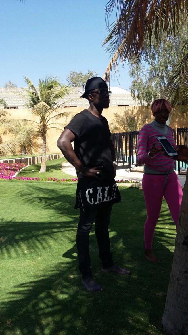 Les images de la réalisation de la nouvelle vidéo de Sidy Samb. Regardez Les images de la réalisation de la nouvelle vidéo de Sidy Samb. Regardez