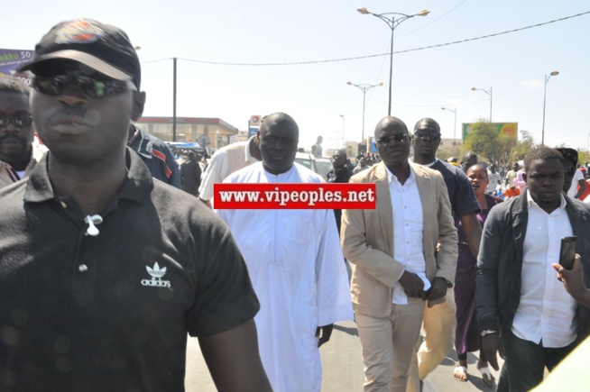 Les images de la tentative de fermeture de Walfadjri par les forces de l'ordre Les images de la tentative de fermeture de Walfadjri par les forces de l'ordre