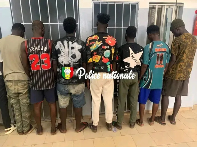 Guinaw Rails : Une bande de malfaiteurs démantelée lors d’une patrouille de police Guinaw Rails : Une bande de malfaiteurs démantelée lors d’une patrouille de police