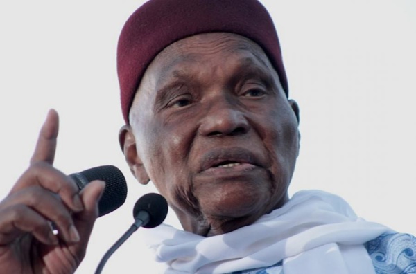 Abdoulaye Wade: « Pour la première fois au Sénégal, j’ai pas mis de l’argent dans une élection parce que je ne l’ai pas, j’ai été volé » Abdoulaye Wade: « Pour la première fois au Sénégal, j’ai pas mis de l’argent dans une élection parce que je ne l’ai pas, j’ai été volé »