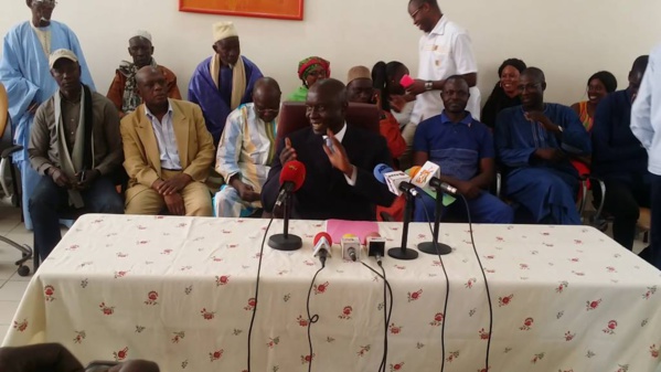 Idrissa Seck félicite Khalifa Sall et donne rendez-vous aux prochaines échéances Idrissa Seck félicite Khalifa Sall et donne rendez-vous aux prochaines échéances