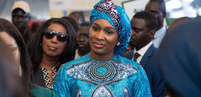 Leadership féminin : Marie Khone Faye encourage les jeunes femmes du programme “Ailes pour Elles” Leadership féminin : Marie Khone Faye encourage les jeunes femmes du programme “Ailes pour Elles”