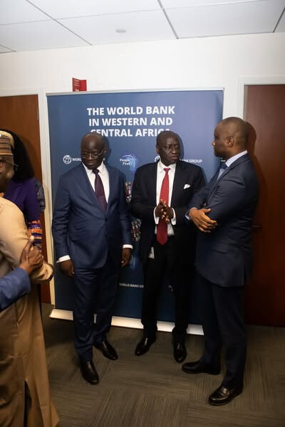 La Banque mondiale redéfinit sa stratégie pour le Sénégal : Cheikh Diba et Ousmane Diagana tracent les nouvelles priorités du partenariat La Banque mondiale redéfinit sa stratégie pour le Sénégal : Cheikh Diba et Ousmane Diagana tracent les nouvelles priorités du partenariat