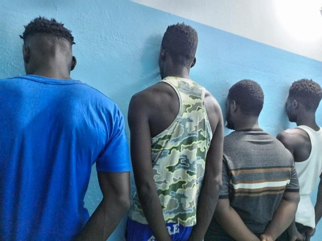 Association de malfaiteurs à Guédiawaye : Quatre individus arrêtés, un butin de plusieurs dizaines de millions saisi Association de malfaiteurs à Guédiawaye : Quatre individus arrêtés, un butin de plusieurs dizaines de millions saisi