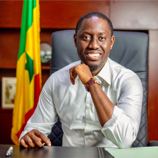 Affaire Pape Malick Ndour : ses avocats dénoncent une « interprétation malveillante » de et annoncent une plainte contre Amadou Ba et Ayib Daffé Affaire Pape Malick Ndour : ses avocats dénoncent une « interprétation malveillante » de et annoncent une plainte contre Amadou Ba et Ayib Daffé