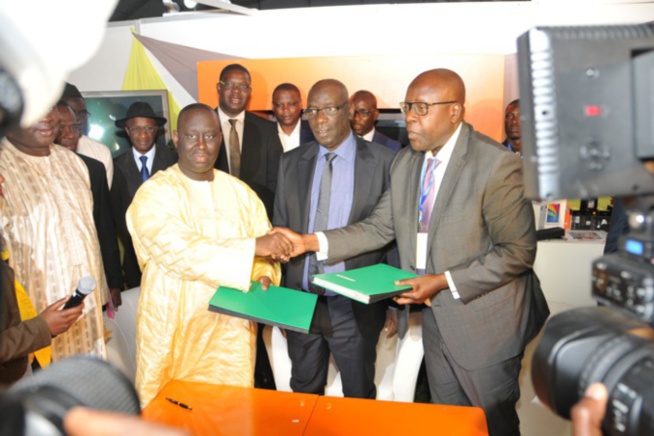 L-AMS-et-Sonatel-signent-une-convention-de-partenariat L-AMS-et-Sonatel-signent-une-convention-de-partenariat