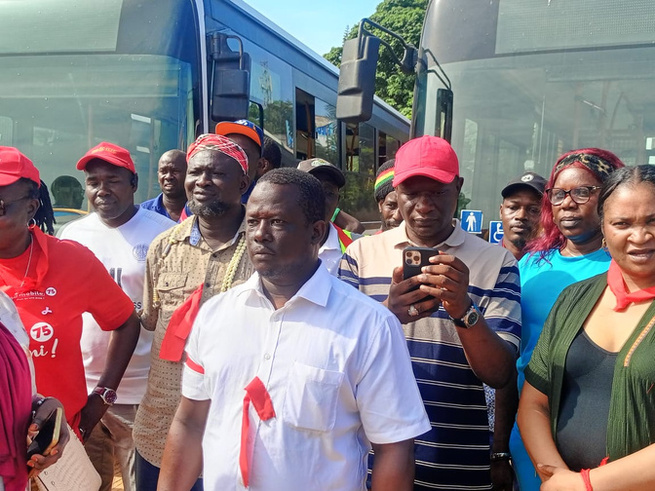 Dakar Dem Dikk : Les travailleurs exigent la signature de l’accord d’établissement Dakar Dem Dikk : Les travailleurs exigent la signature de l’accord d’établissement