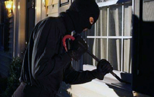 Cambriolage et viol collectif à Saly : quatre vigiles placés sous mandat de dépôt Cambriolage et viol collectif à Saly : quatre vigiles placés sous mandat de dépôt