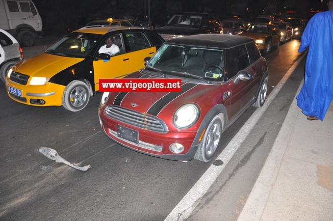 Les images de l'accident qui s'est produit ce samedi nuit en face la gendarmerie foire. Les images de l'accident qui s'est produit ce samedi nuit en face la gendarmerie foire.