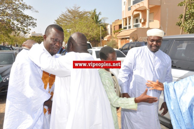 En exclusivité: Les images du baptême du fils de Moustapha Cissé le jeune marabout "Niasséne" aux HLM. En exclusivité: Les images du baptême du fils de Moustapha Cissé le jeune marabout "Niasséne" aux HLM.