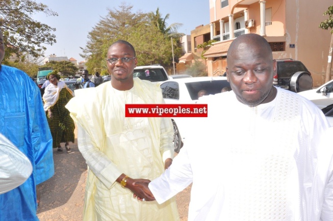 En exclusivité: Les images du baptême du fils de Moustapha Cissé le jeune marabout "Niasséne" aux HLM. En exclusivité: Les images du baptême du fils de Moustapha Cissé le jeune marabout "Niasséne" aux HLM.