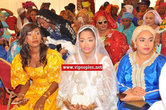 Mingué Ndiaye, la fille de l’ancien Premier ministre Souleymane Ndéné Ndiaye au baptême de Amy Diop Mingué Ndiaye, la fille de l’ancien Premier ministre Souleymane Ndéné Ndiaye au baptême de Amy Diop