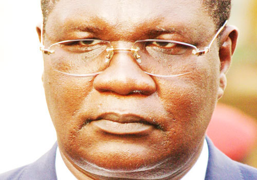 "Symbole" de la répression sous Wade, "traqué"par l'Ige, l'Igf, la Crei, la Cour des comptes : Me Ousmane Ngom, une métastase cancéreuse pour le "Macky" ? "Symbole" de la répression sous Wade, "traqué"par l'Ige, l'Igf, la Crei, la Cour des comptes : Me Ousmane Ngom, une métastase cancéreuse pour le "Macky" ?