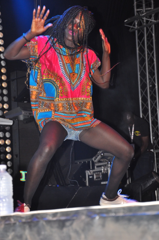 En images le concert du Nigérien WIZKID au monument de la renaissance. Regardez. En images le concert du Nigérien WIZKID au monument de la renaissance. Regardez.