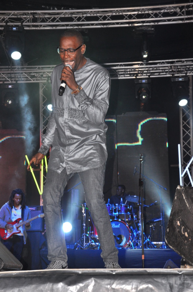 En images le concert du Nigérien WIZKID au monument de la renaissance. Regardez. En images le concert du Nigérien WIZKID au monument de la renaissance. Regardez.