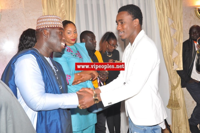 Sen Art Vision & Vouzénou: Cérémonie de lancement en route pour Accor Hotel Arena Paris Berçy avec Waly Seck le 04 Juin. Sen Art Vision & Vouzénou: Cérémonie de lancement en route pour Accor Hotel Arena Paris Berçy avec Waly Seck le 04 Juin.