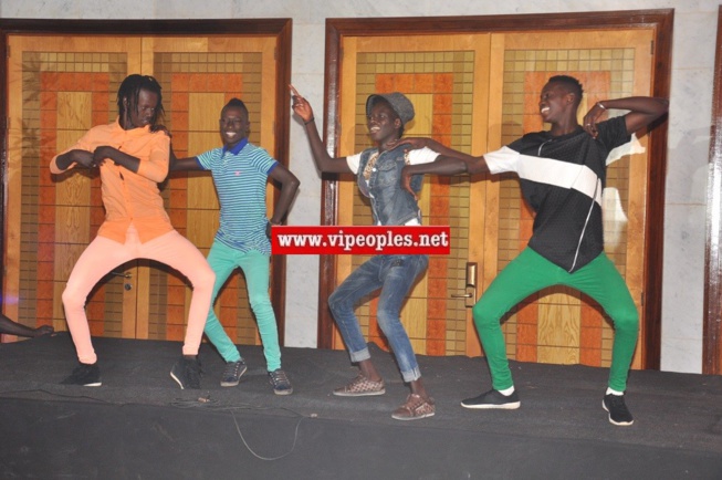 Sen Art Vision & Vouzénou: Cérémonie de lancement en route pour Accor Hotel Arena Paris Berçy avec Waly Seck le 04 Juin. Sen Art Vision & Vouzénou: Cérémonie de lancement en route pour Accor Hotel Arena Paris Berçy avec Waly Seck le 04 Juin.