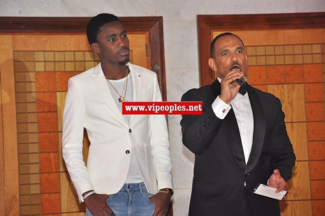 Sen Art Vision & Vouzénou: Cérémonie de lancement en route pour Accor Hotel Arena Paris Berçy avec Waly Seck le 04 Juin. Sen Art Vision & Vouzénou: Cérémonie de lancement en route pour Accor Hotel Arena Paris Berçy avec Waly Seck le 04 Juin.