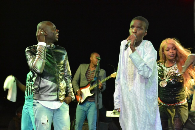 Tournée nationale: Pape Diouf le nouveau chouchou des Thiésssois remplit le stade Maniang Soumaré.