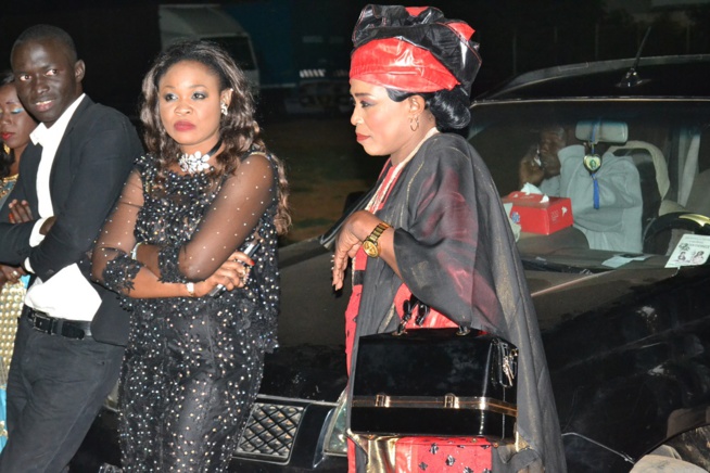 Tournée nationale: Pape Diouf le nouveau chouchou des Thiésssois remplit le stade Maniang Soumaré. Tournée nationale: Pape Diouf le nouveau chouchou des Thiésssois remplit le stade Maniang Soumaré.