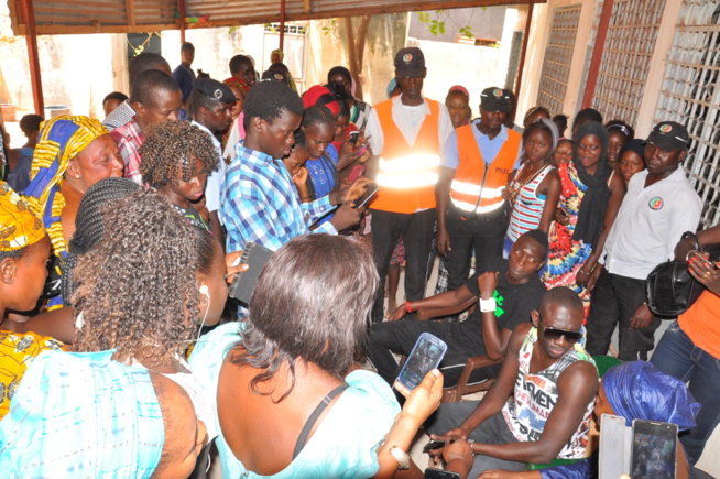 2eme journée de sa tournée nationale: Tamba réserve un accueill royal à Pape Diouf. Regardez 2eme journée de sa tournée nationale: Tamba réserve un accueill royal à Pape Diouf. Regardez