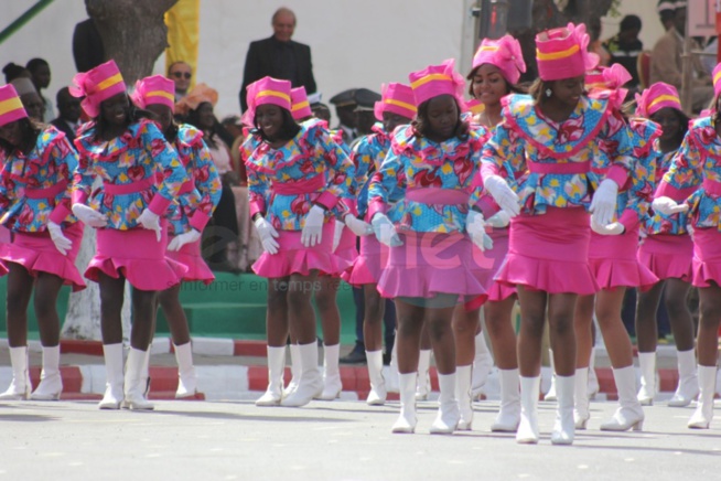 Photos: 4 avril 2016-La prestation des Majorettes du Collège Notre Dame Photos: 4 avril 2016-La prestation des Majorettes du Collège Notre Dame