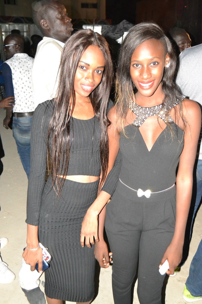 TOURNEE NATIONAL: Pape Diouf a l'assaut des Kaolackois avec la troupe " rirou tribunal". Regardez le big concert explosif TOURNEE NATIONAL: Pape Diouf a l'assaut des Kaolackois avec la troupe " rirou tribunal". Regardez le big concert explosif