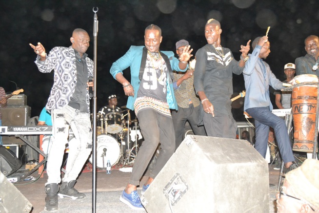 TOURNEE NATIONAL: Pape Diouf a l'assaut des Kaolackois avec la troupe " rirou tribunal". Regardez le big concert explosif TOURNEE NATIONAL: Pape Diouf a l'assaut des Kaolackois avec la troupe " rirou tribunal". Regardez le big concert explosif