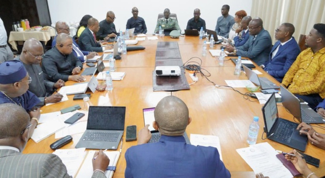 Gouvernance douanière régionale : Dakar réunit les experts de l’Afrique de l’Ouest et du Centre Gouvernance douanière régionale : Dakar réunit les experts de l’Afrique de l’Ouest et du Centre