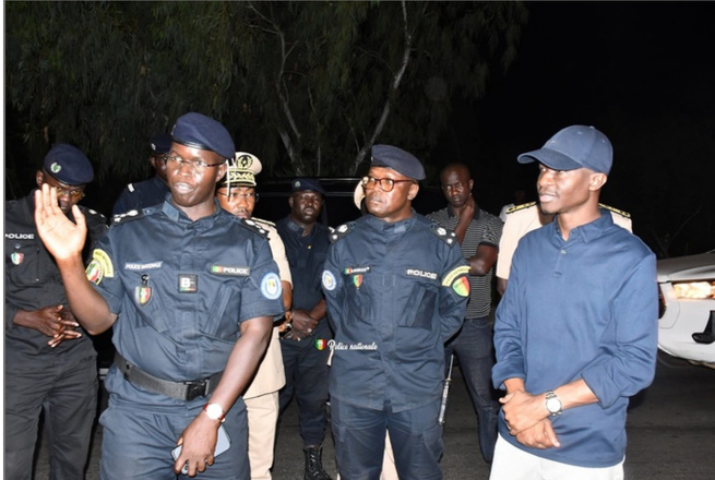 Dakar : Une vaste opération conjointe Police - Gendarmerie menée sous la supervision du Ministre de l'Intérieur Dakar : Une vaste opération conjointe Police - Gendarmerie menée sous la supervision du Ministre de l'Intérieur