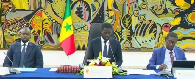 Le Chef de l’État demande l’accélération des travaux des aéroports régionaux Le Chef de l’État demande l’accélération des travaux des aéroports régionaux