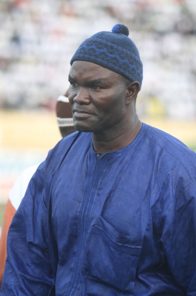 Nécrologie - L’ancien lutteur Bounama Touré dit Toubabou Dior est décédé Nécrologie - L’ancien lutteur Bounama Touré dit Toubabou Dior est décédé