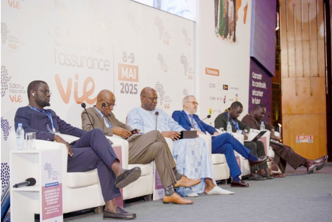 L’ASSURANCE VIE A LA CROISEE DES CHEMINS : La souveraineté par une fiscalité intelligente L’ASSURANCE VIE A LA CROISEE DES CHEMINS : La souveraineté par une fiscalité intelligente