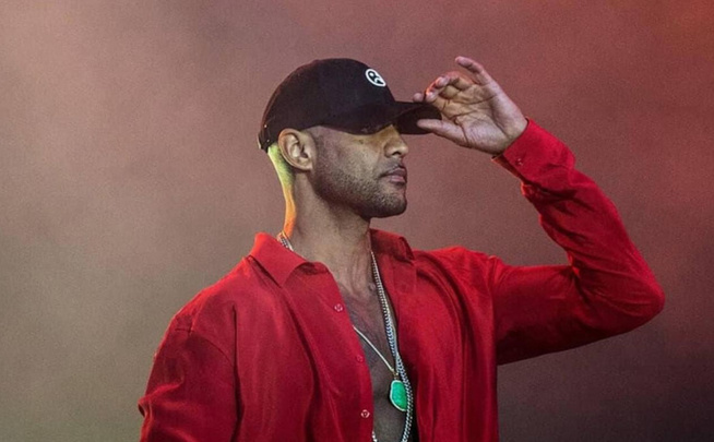 Booba jugé pour injures et harcèlement contre une journaliste et un essayiste