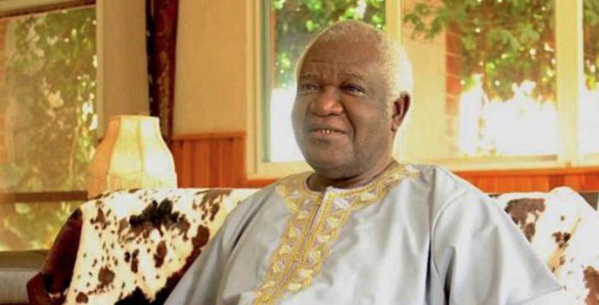 Mamadou Ndoye: "Macky Sall ne consulte pas assez" Mamadou Ndoye: "Macky Sall ne consulte pas assez"