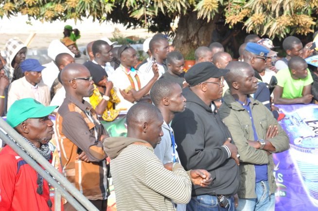 Les images du face to face Gris Bordeau vs Modou Lo: Un combat organisé par PAF PRODUCTION.